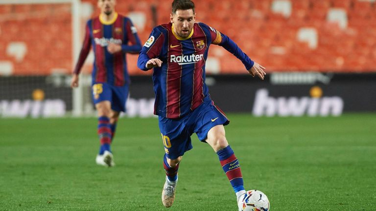 Lionel Messi (FC Barcelona): Seine Zukunft ist weiter ungeklärt, er will erst nach der Saison Gespräche führen. Deshalb ist sein Vertrag bei Barca auch noch nicht verlängert. Immer wieder gibt es Gerüchte um einen Wechsel zu PSG.