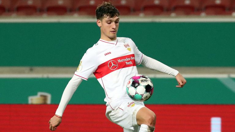 Mateo Klimowicz (VfB Stuttgart/20 Jahre): Der Sohn des früheren Bundesliga-Stars Diego Klimowicz dürfte für vier Nationen spielen: Sein Vater ist Argentinier und hat zudem den spanischen Pass, der Opa ist Pole, er selbst ist in Deutschland geboren.