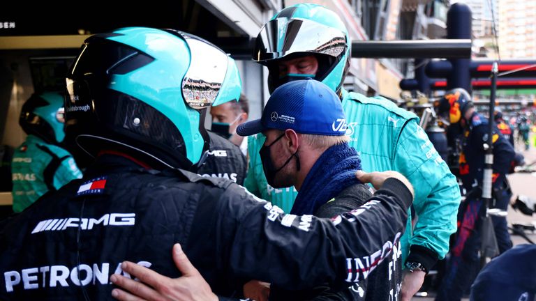 Valtteri Bottas und seine Mechaniker-Crew erleben in Monaco ein Rennen zum Vergessen.