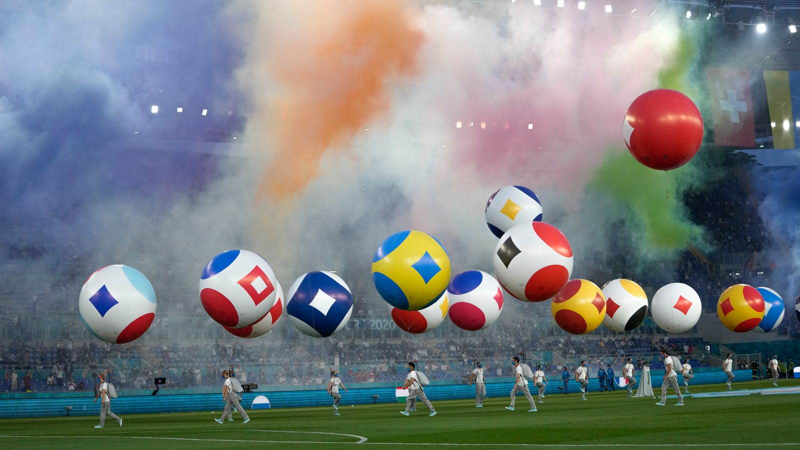 Euro 2020 News: Europameisterschaft offiziell mit Show eröffnet