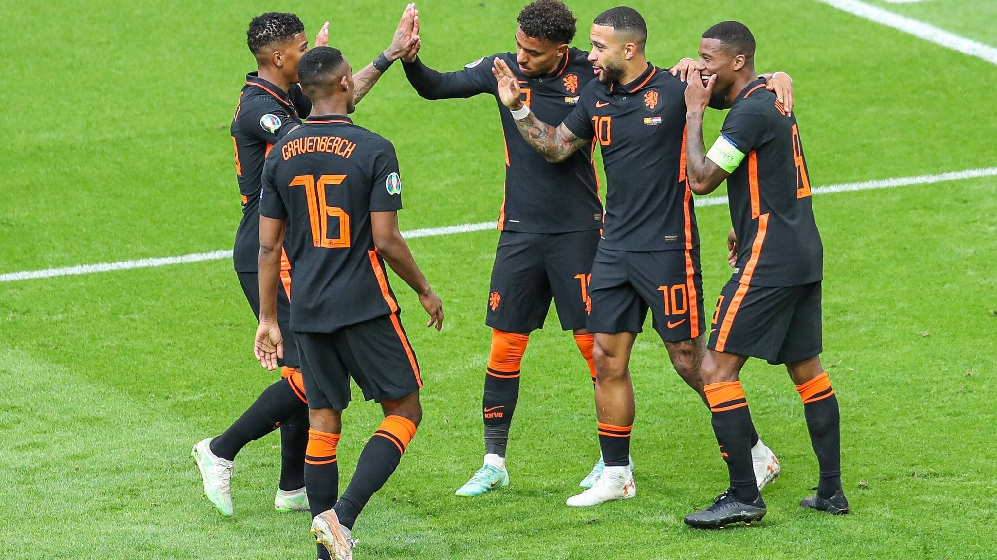 Nordmazedonien – Niederlande / Nordmazedonien - Niederlande 0:3, EM-Vorrunde, Gruppe C, 3 ... : Die sportlich unbedeutende partie gelang aber ansehnlich.