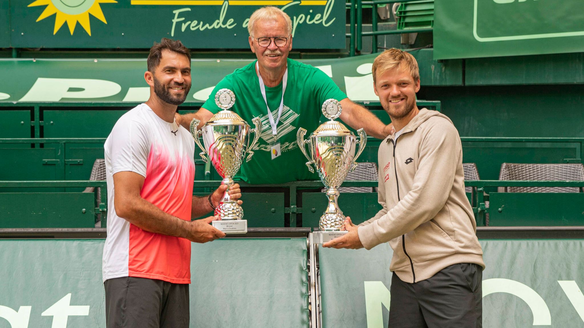 Tennis News Kevin Krawietz Mit Sieg Bei Doppel Turnier In Halle