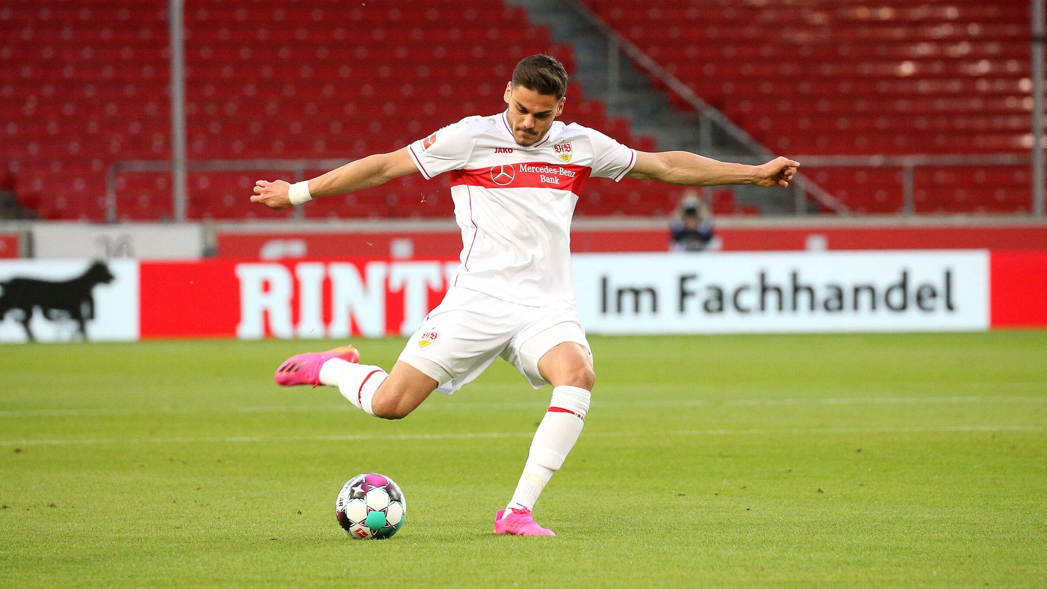 VfB Stuttgart Transfer News: Konstantinos Mavropanos Bleibt | Fußball ...