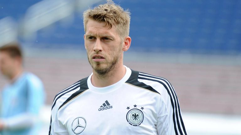 18. November 2009: Aaron Hunt debütiert für die deutsche A-Nationalmannschaft. Er ist einer von 113 Spielern, die Löw zum Nationalspieler machte.