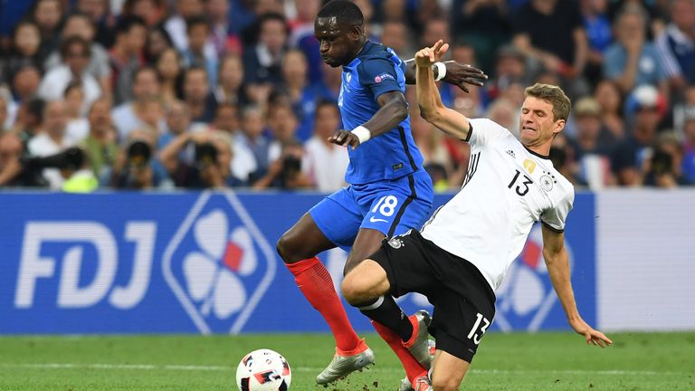 EM 2016: Aus im Halbfinale gegen Frankreich ohne Treffer von Müller - Endergebnis 0:2
