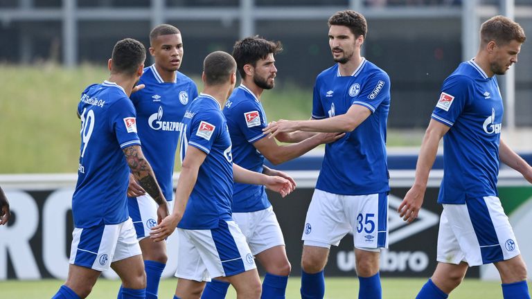 Der FC Schalke 04 eröffnet die neue Zweitliga-Saison mit einem Heimspiel gegen den Hamburger SV. 