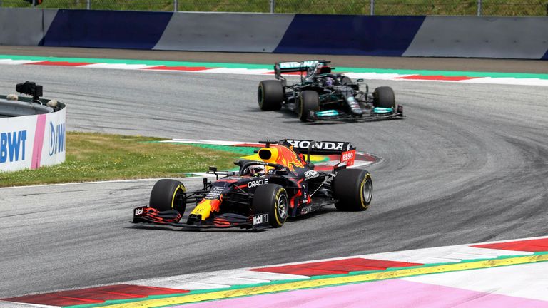 Red Bull hat in der Formel 1 gegenüber Mercedes die Nase vorn. 