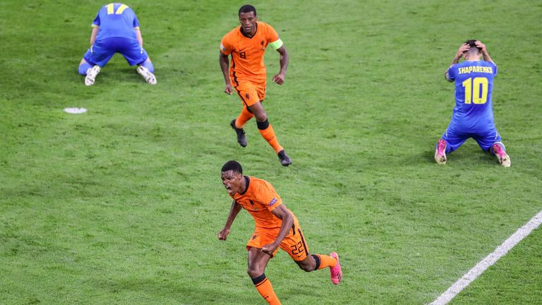 Das Fünf-Tore-Spektakel zwischen der Niederlande und der Ukraine war das erste Spiel bei einer EM, in dem fünf Tore in der zweiten Halbzeit gefallen sind, nachdem es zur Pause 0:0 stand.