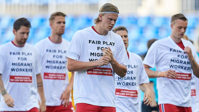 Erling Haaland und seine norwegischen Teamkollegen protestieren gegen die Missachtung der Menschenrechte in Katar.