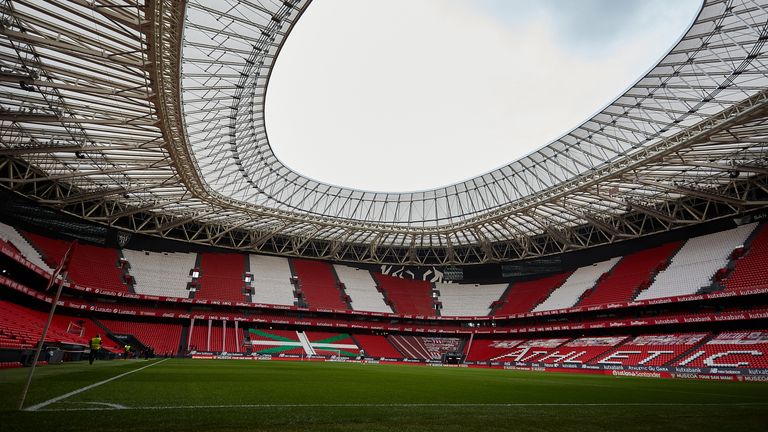 Ursprünglich sollten vier EM-Spiele im San Mames Stadion in Bilbao ausgetragen werden.