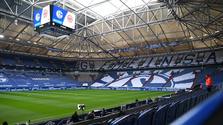 2. Bundesliga News: Auftaktspiel zwischen Schalke und HSV ...