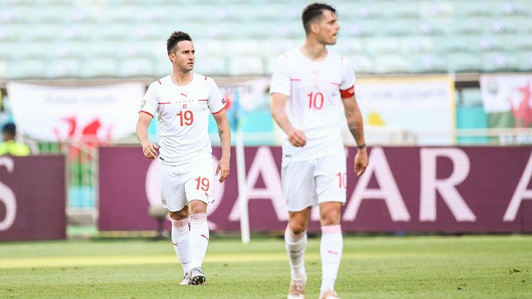 Die Schweiz spielte beim 1:1 gegen Wales zum vierten Mal in Folge bei der Europameisterschaft unentschieden. Damit schlossen sie zu Portugal auf, die zwischen 2012 und 2016 vier Mal in Folge nur remis spielten.
