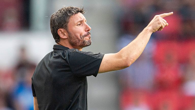 Mark van Bommel erwartet viel von seinen Wolfsburgern.