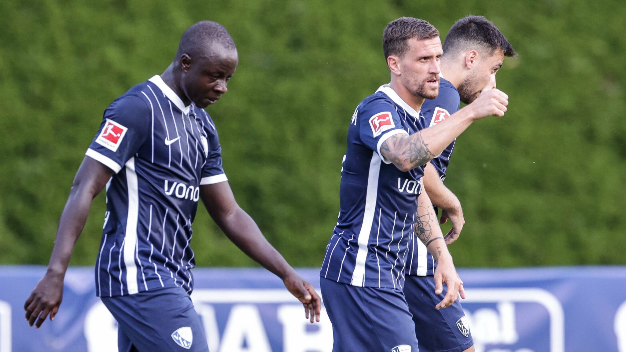 Bundesliga News VfL Bochum siegt gegen FC Parma und Buffon Fußball News Sky Sport