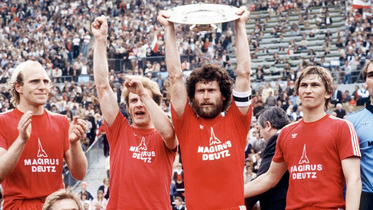 Paul Breitner und Co. feierten mit dem Hersteller von Lastkraftwagen die Deutsche Meisterschaft.