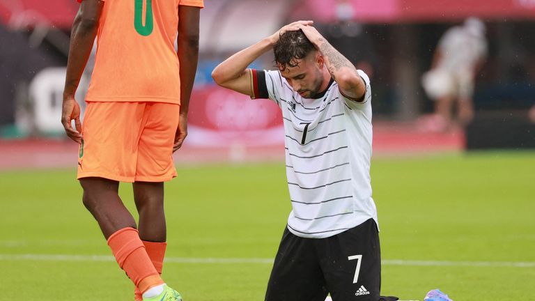 Die deutschen Fußball scheiden nach der Vorrunde aus.