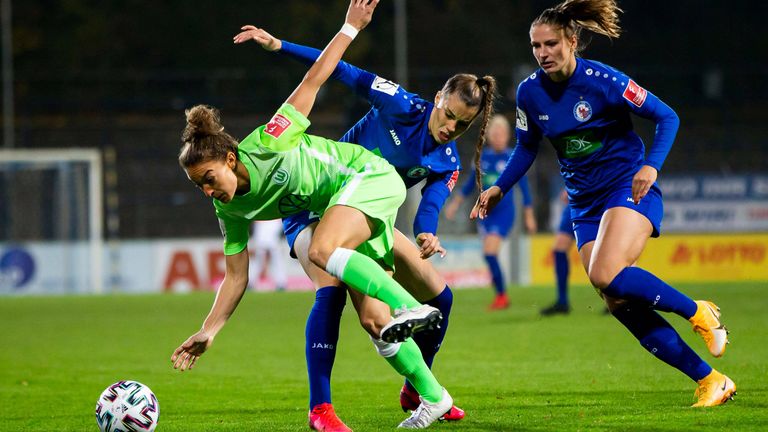 Der VfL Wolfsburg und Turbine Potsdam eröffnen die Frauen-Bundesliga.