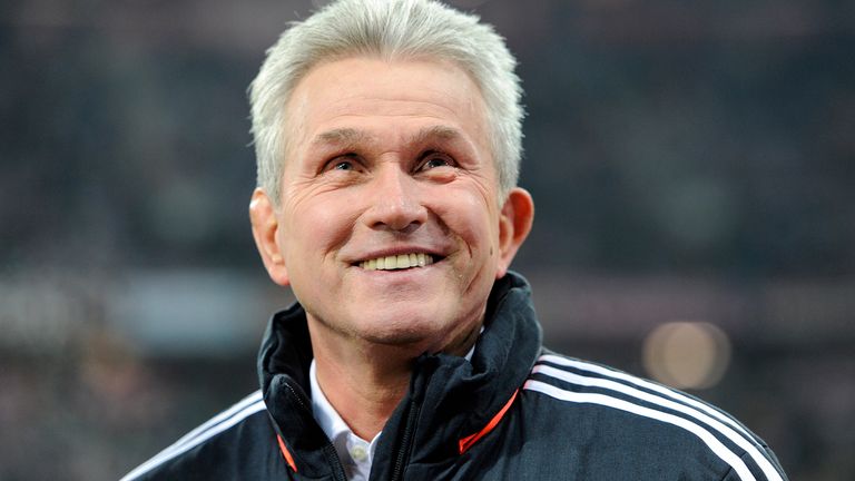 Jupp Heynckes hat Ex-Bundestrainer Joachim Löw für die Vorbereitung auf die EM kritisiert.