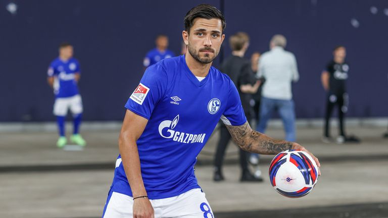 Danny Latza (FC Schalke 04), Kapitän seit Sommer 2021