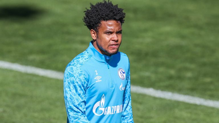 Platz 1: Schalke 04. Ausgaben: 1,95 Millionen Euro, Einnahmen: 32,9 Millionen Euro, Bilanz: +30,95 Millionen Euro