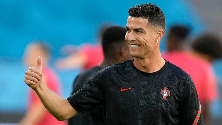 Kurioser Fakt Spricht Fur Cristiano Ronaldo Portugal Als Weltmeister Fussball News Sky Sport