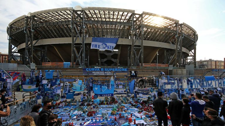 Das "Stadio San Paolo" heißt ab Donnerstag "Stadio Diego Armando Maradona".