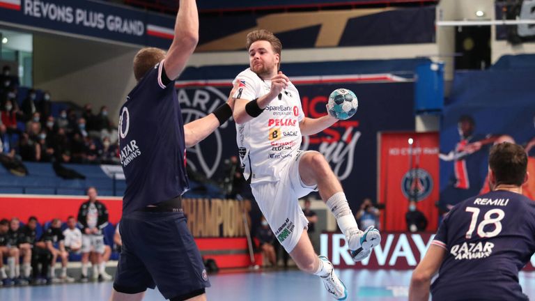 Auch Simen Nicolay Schonningsen von Elverum Handball wird künftig das Trikot der Bergischen Löwen tragen. Der Rückraumrechte unterschrieb einen Zweijahresvertrag bis zum Sommer 2023.