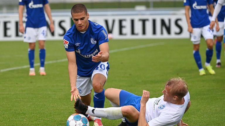 Schalke 04 hat Can Bozdogan für Transfergespräche freigestellt. 