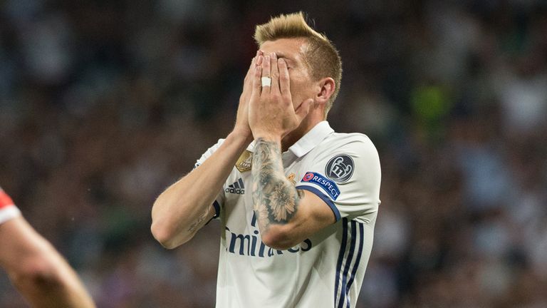 Nach Corona hat Toni Kroos jetzt offenbar eine Schambeinentzündung.