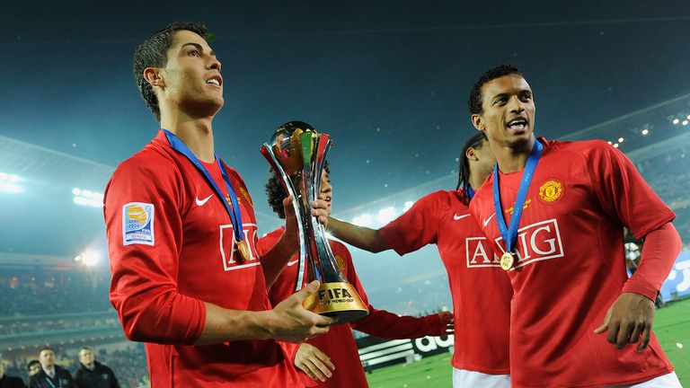 Das erfolgreich Jahr 2008 schließt er mit dem Gewinn der FIFA Klub-WM ab.