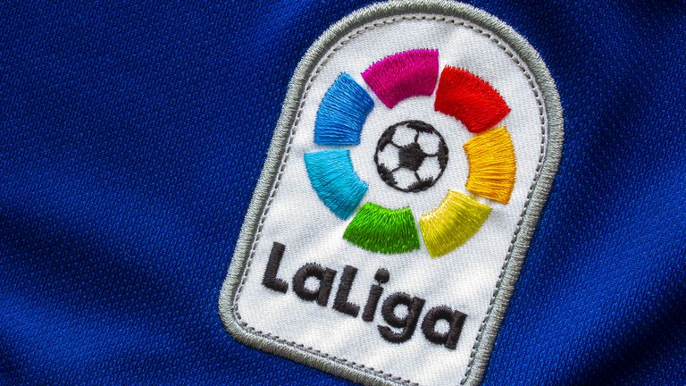 Spanische Clubs billigen umstrittenen Milliardendeal der LaLiga.