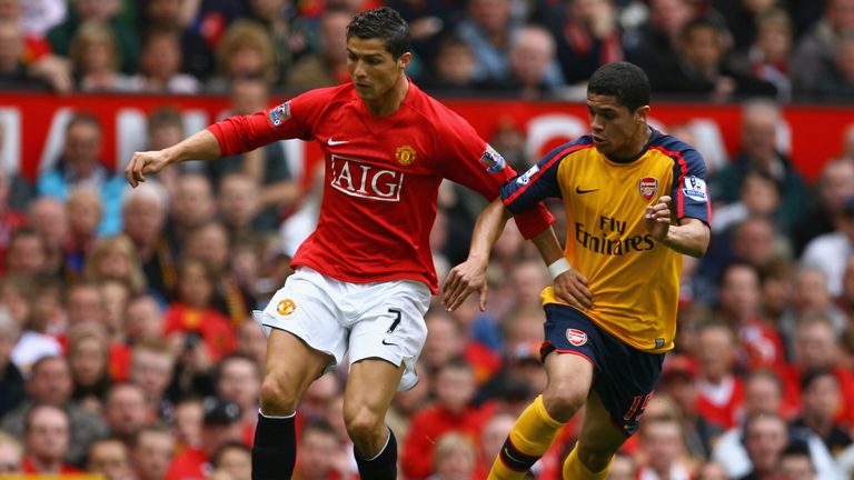 Sein letztes Spiel in der Premier League absolvierte er am 16. Mai 2009 im Old Trafford gegen den FC Arsenal.