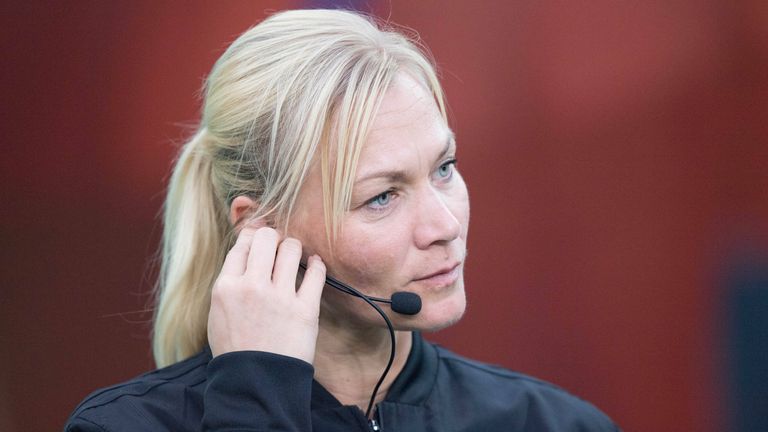 Bibiana Steinhaus-Webb ist künftig nicht mehr für den DFB aktiv und berät das Schiedsrichterwesen in England.