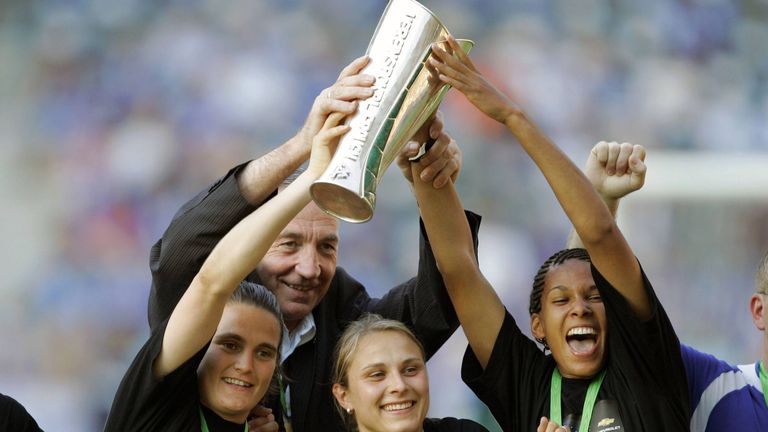 2004/2005: 1. FFC Turbine Potsdam am 28. Mai 2005 im Olympiastadion Berlin, Finale: 1. FFC Turbine Potsdam - 1. FFC Frankfurt 3:0 (2:0)