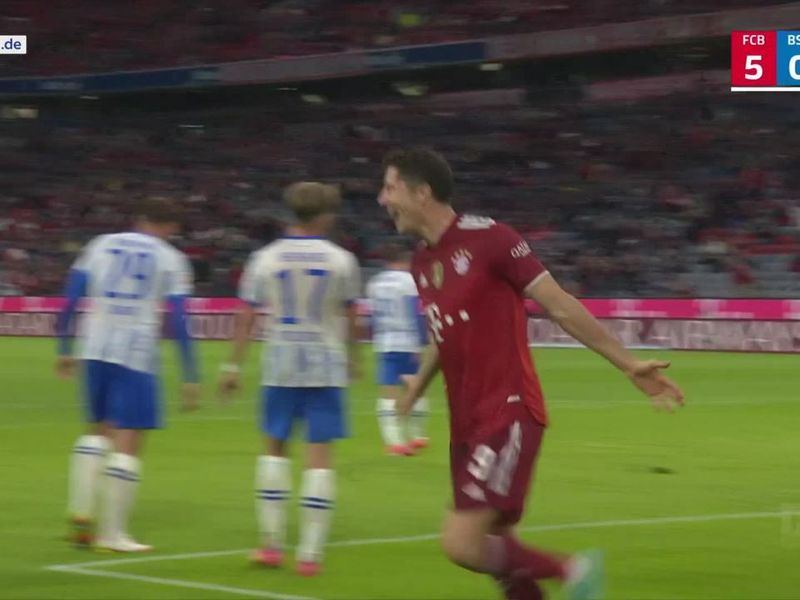 Bundesliga Video Bayern Deklassieren Hertha Dreierpack Von Lewandowski Fussball News Sky Sport