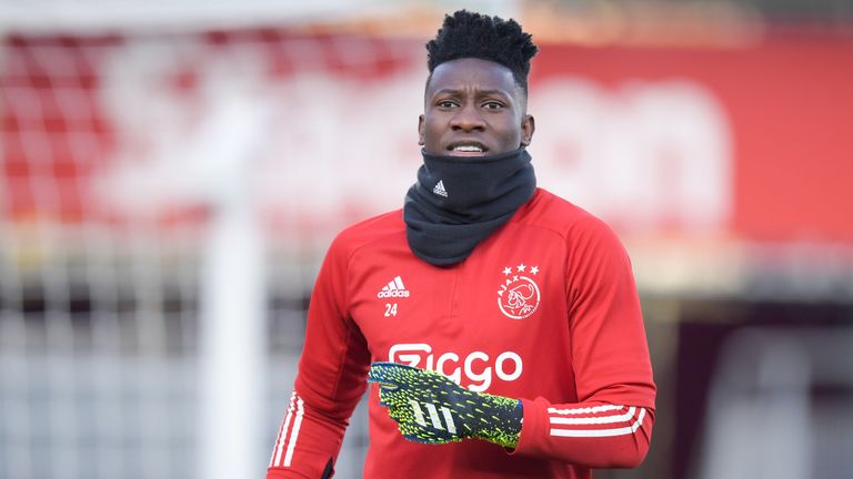Andre Onana darf wieder mit dem Team trainieren - wurde allerdings in die zweite Mannschaft von Ajax Amsterdam verbannt.