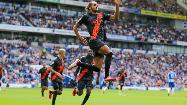 Platz 12: FC Everton - Gesamtablöse für den aktuellen Kader: 467 Millionen Euro – Teuerster Transfer: Gylfi Sigurdsson - kam 2017/18 für 49,4 Mio. € von Swansea City