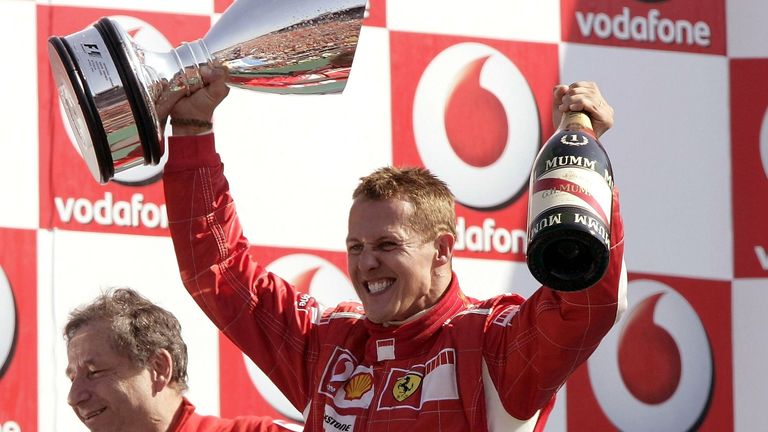 Michael Schumacher nach seinem Sieg in Monza 2006.