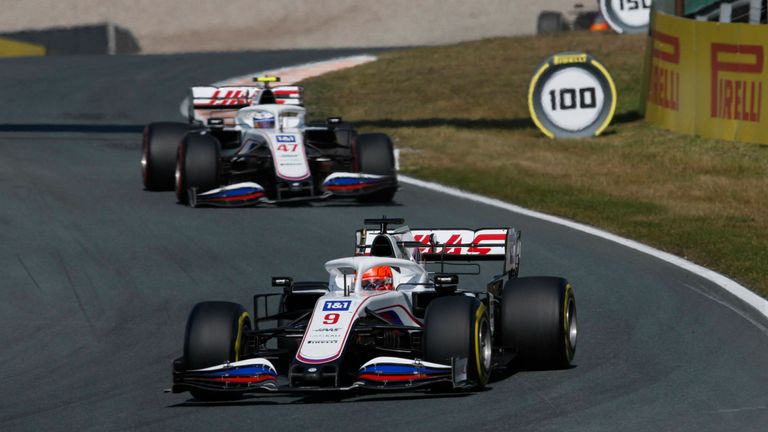 Die Stimmung zwischen Nikita Mazepin und Mick Schumacher ist eisig.