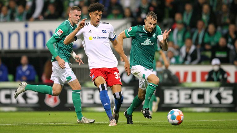 Auch sein überzeugender Auftritt steuerte zum Derbysieg des HSV gegen Werder Bremen bei. 