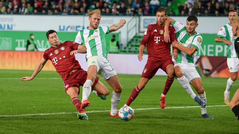 Bayern-Torjäger Robert Lewandowski hat in Fürth einen weiteren Gerd-Müller-Rekord verpasst.