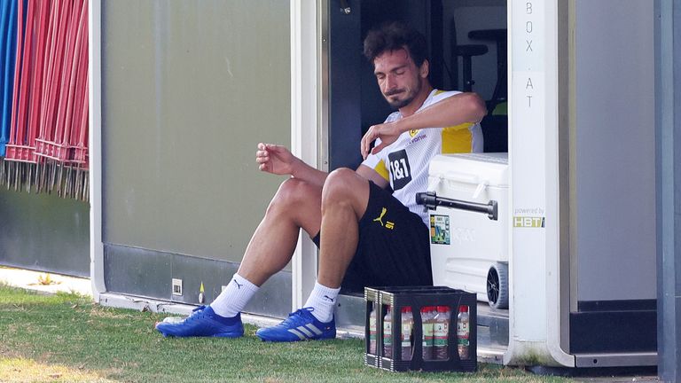 Mats Hummels: Der BVB-Abwehrchef hatte Probleme an der Patellarsehne. Seit Dienstag wieder im Teamtraining, macht Fortschritte. Könnte gegen Hoffenheim wieder einsatzbereit sein.
