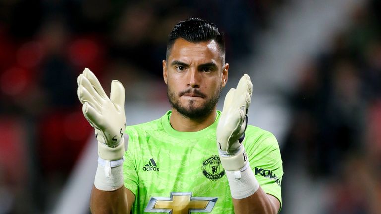 Sergio Romero: Der argentinische Torwart ist bestens bekannt aus dem WM-Finale 2014. Seine erfolgreichste Zeit erlebte er bei Manchester United.
