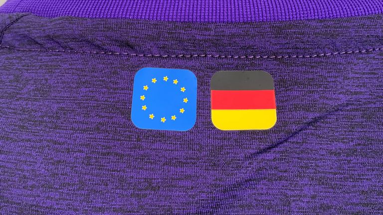 Die europäische und die deutsche Flagge am Nacken des Trikots (Quelle: Screenshot Website sg-flensburg-handewitt.de)