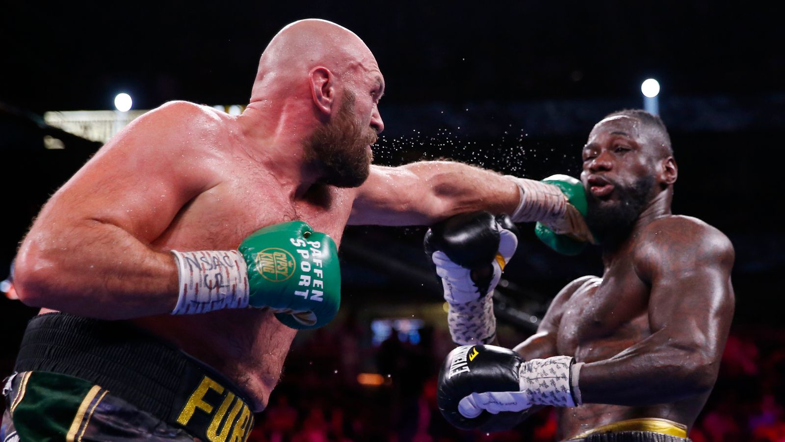 Boxen News: Weltmeister Tyson Fury schlägt Deontay Wilder
