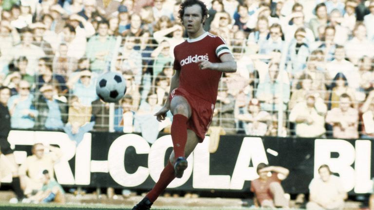 Platz 12: Franz Beckenbauer, Vereine: FC Bayern München, Hamburger SV, Siege: 235