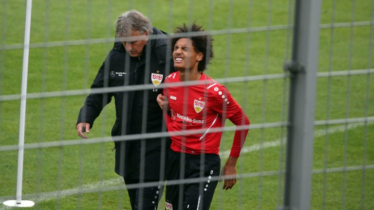 Der VfB Stuttgart wird mehrere Wochen auf Neuzugang Enzo Millot verzichten müssen.