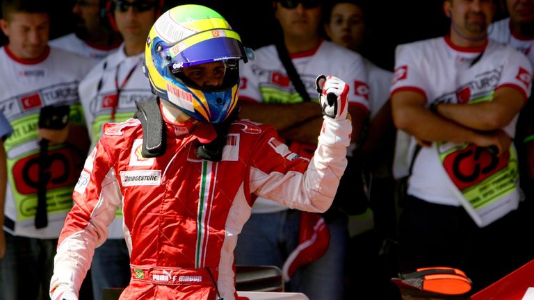 Auch 2007 hieß der Sieger Felipe Massa. Ferrari sicherte sich mit Kimi Räikkönen auf Platz zwei sogar einen Doppelsieg. Rang zwei holte sich Fernando Alonso (McLaren).
