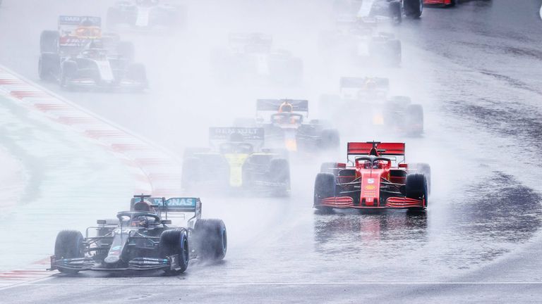 In der vergangenen Saison hatten die Piloten in Istanbul mit nassen Bedingungen zu kämpfen. Auch 2021 droht der GP der Türkei ein Regenrennen zu werden. 