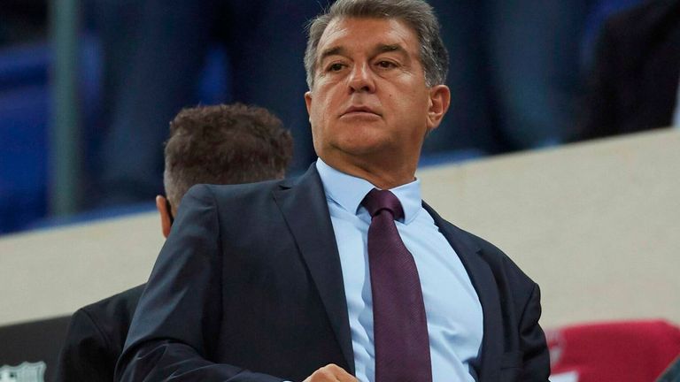 Der FC Barcelona um Klub-Präsident Joan Laporta hat die Geschäftszahlen für die Saison 2020/21 vorgelegt. 